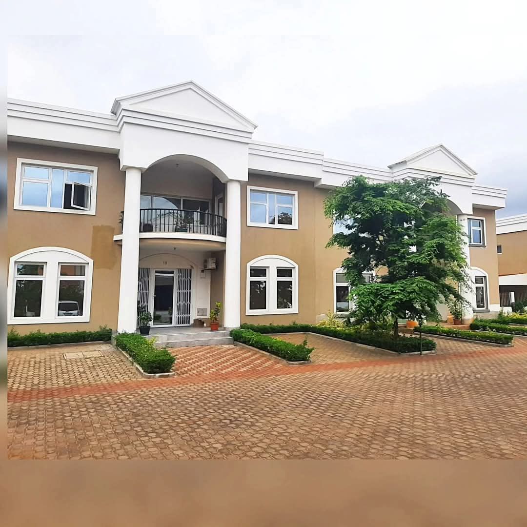 Moradia tipo5 no condomínio elite residence matola