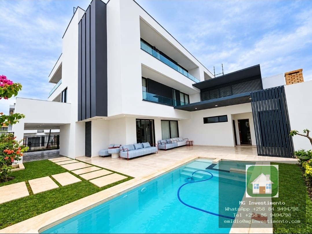 Vende-se ao preço de 65.000,000,00 no Triunfo,vista sol,Maputo uma Moradia do tipo 5