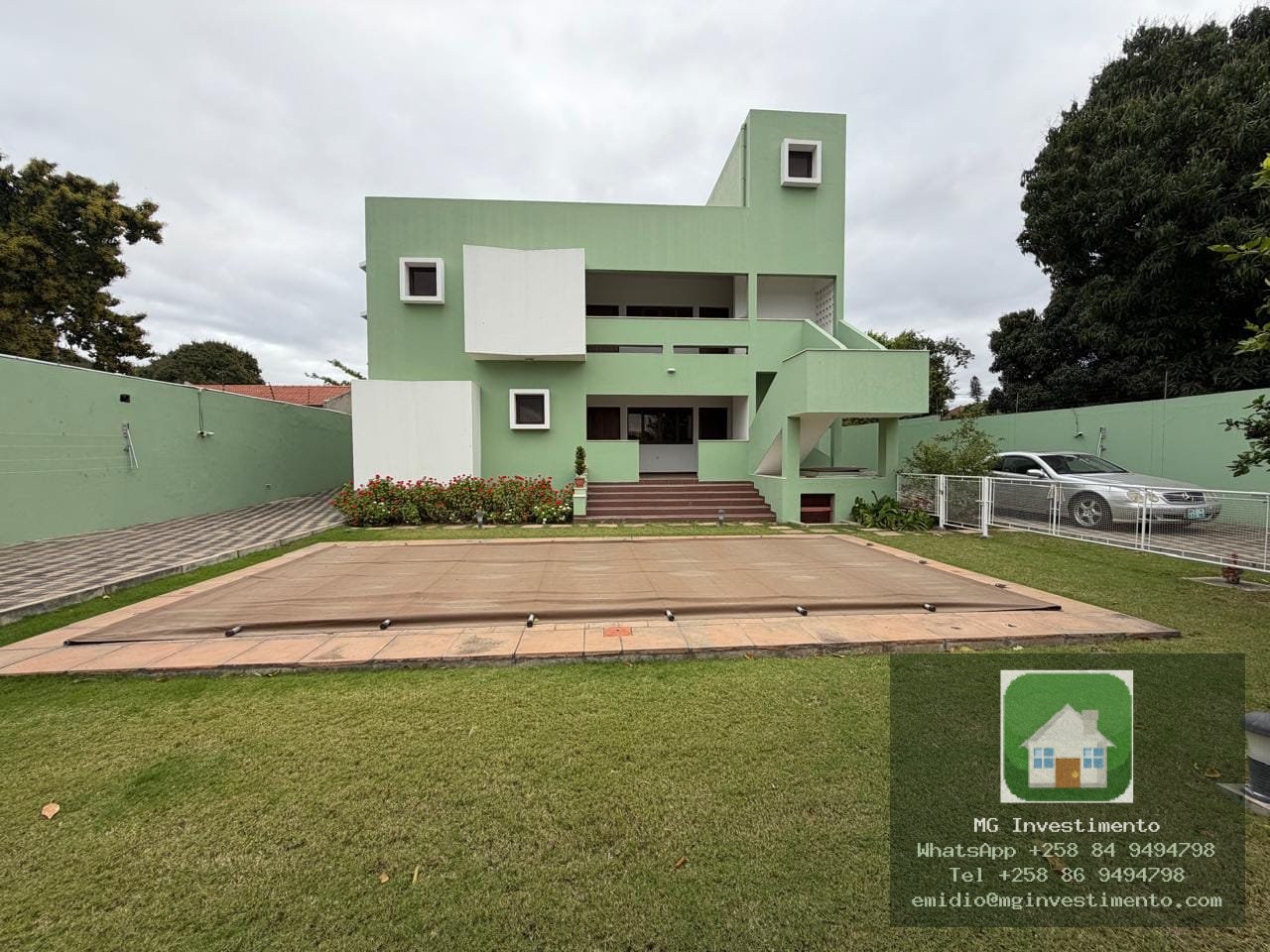 Vende-se ao preço de 23.000,000,00 MZN na cidade da matola uma Moradia do tipo 6